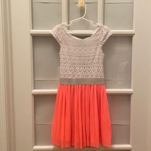 Bloome size 8 pink and white dress.